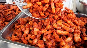 6.5M views · 124K reactions | สูตรหมูทอดตลาดนัด หมูทอดกระเทียม...