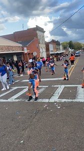 2.2K views · 30 reactions | Bro Gloster Christmas Parade 2023 was THUMPIN’  @SapphireSteperettes2023 李懶 | Welton Wardell Jr. | Facebook