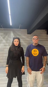 1.1M views · 10K reactions | Am învățat puțin din limbajul semnelor  #bambam | Alex Velea | Facebook