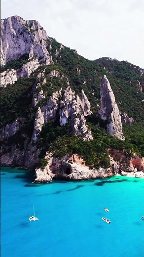 🇮🇹 Sardinia, Italy: A Hidden Gem in the Mediterranean 🌊✨