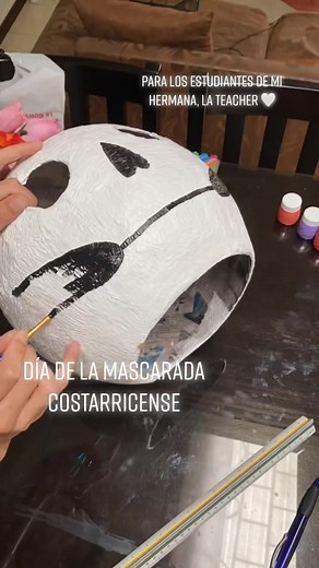 Día de la mascarada en Costa Rica: Tradiciones y creatividad