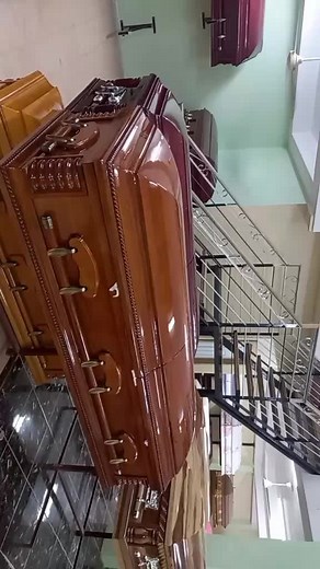 Explore Elegantly Designed Wooden Coffins