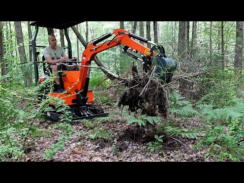 AGT L12 Mini Chinese Excavator with Hydraulic Thumb