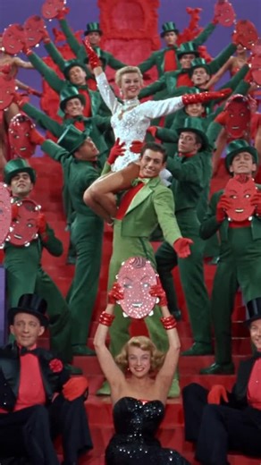 White Christmas (1954) Collection on Instagram: "💃🏻 Flying into Friday! The weekend is almost here, and there are less than two weeks until Christmas! 📽️: Vera-Ellen, John Brascia, and the company of Paramount’s WHITE CHRISTMAS stick the landing at the end of “Mandy”. Choreography by Robert Alton. - #oldhollywood #classichollywood #whitechristmas #irvingberlin #michaelcurtiz #veraellen #johnbrascia #robertalton #choreography #fridayfeeling #reels"