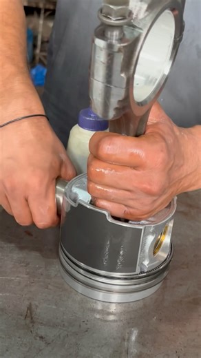 Piston Ring Installation & Connecting Rod Fitting
