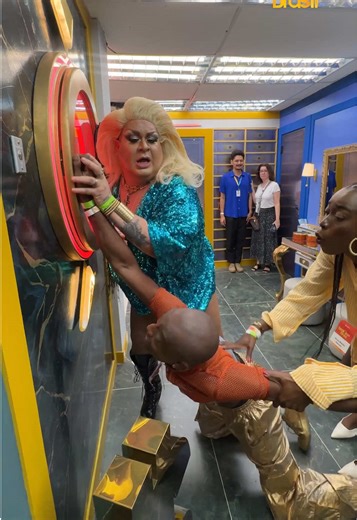 TRETA e Gritaria no Big Brother Brasil com Karina e Phellyx