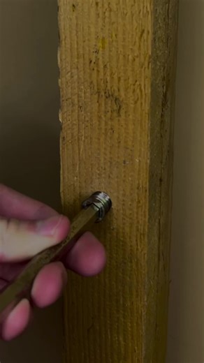 What do u think? More than just DIY—follow for a daily dose of creativity! 🖌️🛠️ . . . #CraftingCommunity #woodworking #tools #maker #DIYProjects #woodworkingforall #woodworkingskills #woodworkingcommunity #Ideas #crafts #CraftingCommunity #workshop #woodencraft #diy