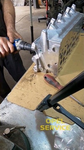 Valve lapping of the engine using an electric screwdriver #shorts