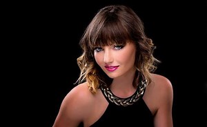 Christina Robinson Age, Height, Net Worth, Affairs, Boyfriend, & Family