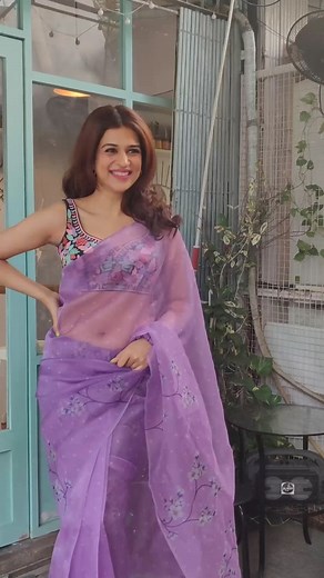 Shraddha Das on Instagram: "Happy Sankranthi everyone ✨ Let’s, flip again on Traditional 😉 In a @lavanyathelabel organza saree 🌸 Jewellery : @kushalsfashionjewellery Styling : @artbyavnee, @thewandermannequin Hair : @gouriepatil Make up : @hareshwarp 🎥 : @snehzala Edit : @starframesofficial Location : @la_gwa_mumbai ( Thank you @kaajal9 😘) #sankranthi #happysankranthi #pongal #sareelove #organzasaree #purplesaree #sareereels #reelsinstagram #shraddhadas #badeachelagtehain"