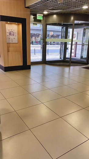 Coming back home from a burlesque show #burlesqueperformer #travelling #pinupcandy #pinupcandyburlesquestar