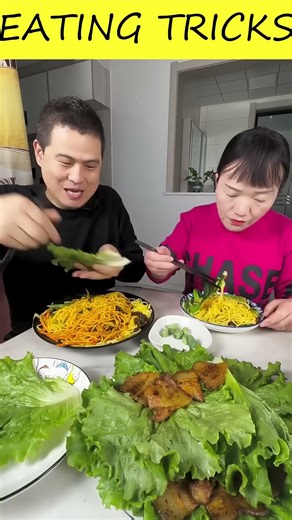 Stupid and greedy guy wants to eat all the barbecue, I won't let him succeed #funny