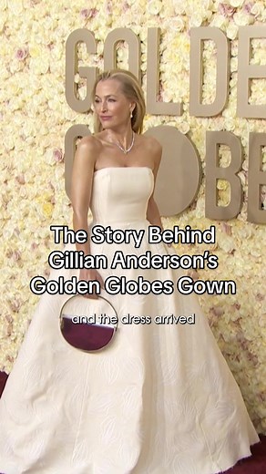 The Story Behind Gillian Anderson’s Golden Globes Gown