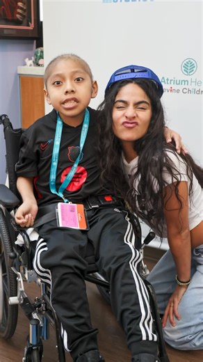Ryan Seacrest Foundation on Instagram: "We loved every second of our visit in Charlotte with @jessiereyez – and seeing all these smiles from patients at @levinechildrens 💙"