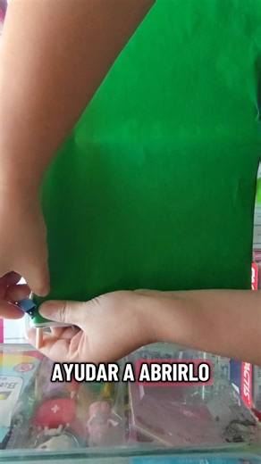 Como hacer pompones o mechudos tricolor con papel china de forma fácil #diy #RevolucionMexicana #mechudos #pompones | Papelería GAMA