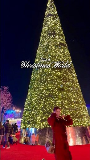 It’s a Christmas Carnival in Rome!