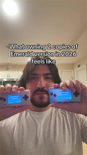 Batteries are dry though who knows how to replace them? Lol #pokemonemerald #gameboymicro #retrogaming