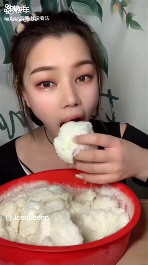 Sun Girl Ice Eating Videos: Enjoy ASMR Delights