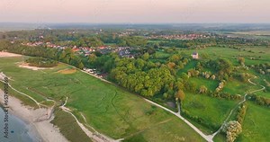 Survol de saint-valery-sur-somme depuis le cap Hornu au petit matin