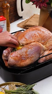 Unlock the flavor of your Thanksgiving main course! Diamond Crystal Kosher Salt, sought by chefs for its pure taste. Try flaky crystals for a burst of savory goodness! #foodie | Diamond Crystal Salt