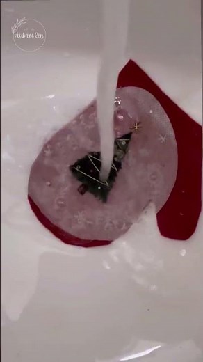 Mitten Ornament - Gift Card Holder #embroidery #christmasdecorations