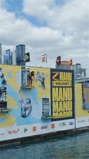 When the splash turns into weather… 🌧️ Highest splash of the weekend: 10.9m 💦 Pretty sure it rained for days after this one. @zenergynz @tiptopnz @flavaradio @lumodigitaloutdoor @watersafetynz @bluebird_nz @burgerkingnz @hallensteinsbrothers @genesisenergy_nz @sportnewzealand @moanaauckland #zmanuwc #manulife #manucomp #manuwithmana #manuseason