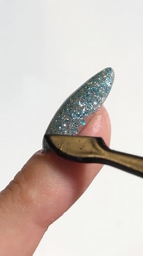 1K reactions · 32 shares | Get the perfect apex with dip powder nail tutorial! ✨ Elevate your nail game with the apex method and achieve flawless structure and strength Shades:  #TiffanyDreams | Nailboo | Facebook