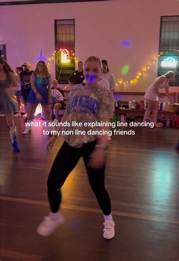 We jsut be doing a lil dancey dance 🕺🏼 #linedance #brisbanelinedancing