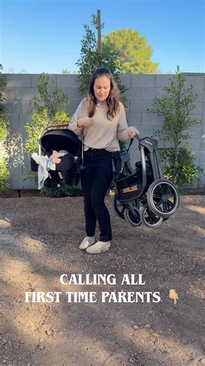 The Nuna Triv LX travel system is one of my favorite strollers for new parents! #fold #nuna #baby