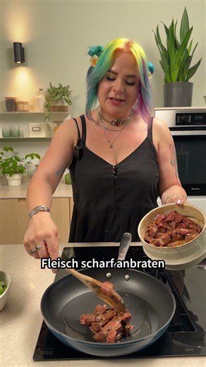 Cooking Pak Choi? Easy! Dini shows you how to whip up a quick beef stir-fry.