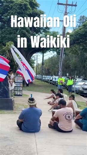 Hawaiian Oli at Queen Kapiʻolani Statue – A Waikiki Cultural Moment