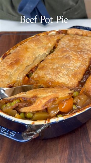 This beef pot pie is one of those dinners that just hits when you want something cozy and filling. Rich, savory beef filling underneath a buttery, flaky puff pastry topper that bakes up golden and crisp. I love doing it this way because you get all the comfort of pot pie without messing with a bottom crust. Comment BEEF POT PIE and I’ll DM you the recipe. #beefpotpie #puffpastry #comfortfood #dinnerideas #homemadecooking #cozydinner #familydinner #wintermeals #savorybaking #fblifestyle | The Sal