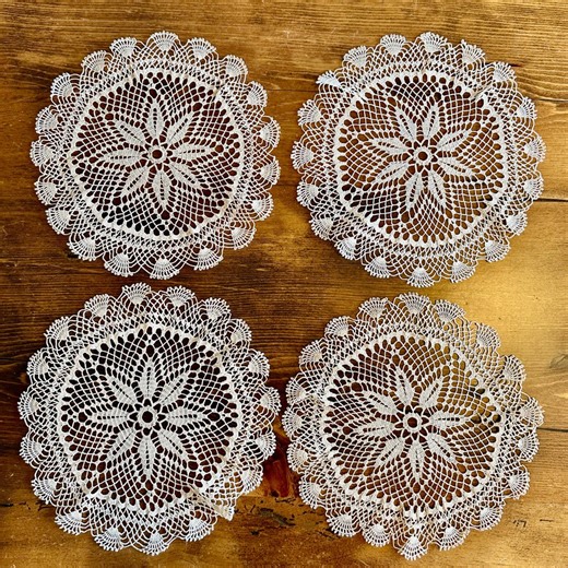 Four Vintage Crocheted Doilies - Etsy