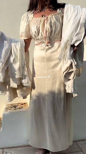 Antique Italian Cotton and Linen Vintage Fashion