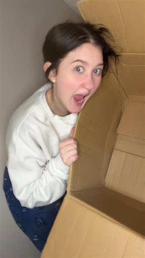 Please tap all the buttons | tiffany pop the balloon