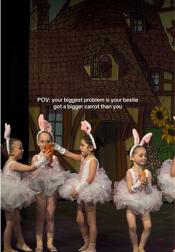It all begins with the bunnies🐰🩰 #danceshow #snowwhite #snowwhiteandthesevendwarfs #danceschool #babyballet