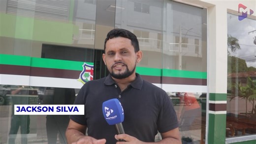 Primeiro bebê nascido na rede pública de Moju em 2024 é menino A mãe, uma adolescente, fez todo o seu pré-natal no Ambulatório Municipal na rede de atenção básica. O bebê nasceu após um parto cesáreo às 22h31 desta segunda-feira, 01. A Secretaria de Saúde também informou ao Portal que o hospital Divino faz quase 50 partos por mês. No mês de dezembro, foram 23 partos cesáreos e 30 normais. Dê o play e confira: #mojunews04anos | Portal Moju News