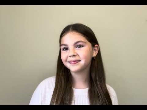 Saylor Curran Singing 'Firework'