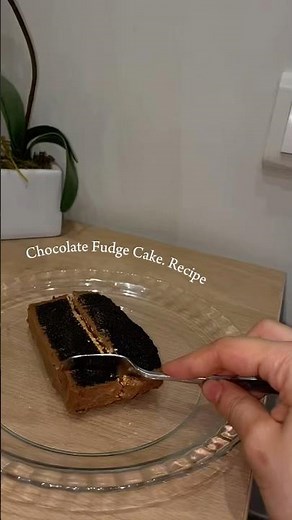 The Best Chocolate Fudge Cake Recipe | Rich, Moist & Easy Homemade Chocolate Cake