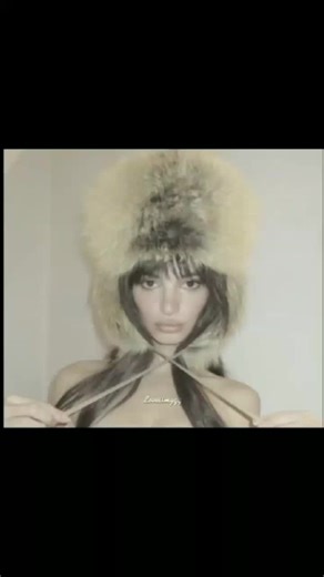 Популярная русская песня 'Muah Muah'
