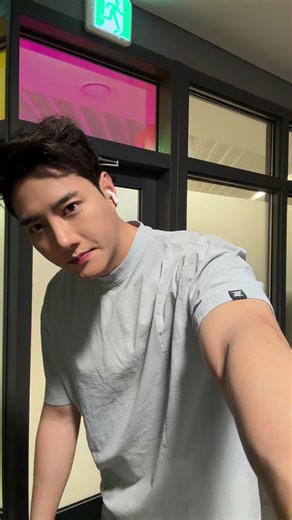 Exploring the Charisma of Damwoo: Actor & Model