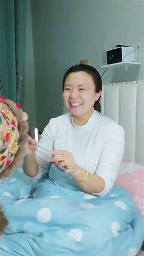 Love comes too fast like a tornado coming quickly and leaving just as fast Let s all comme