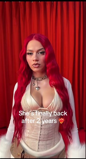 The baddest baddie is back! „Haus am Meer (Intro)“ out now! @badmómzjay Ganz viel Liebe! ❤️ #badmomzjay #comeback #rap #fyp #hausammeer