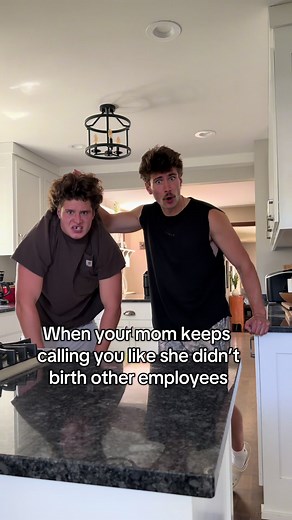 When Your Mom Treats You Like an Employee: How to Respond