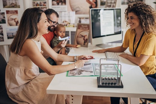 Is a Travel Agent Worth It? The Pros and Cons