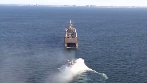 New LCAC Ship to Shore Connector With USS Carter Hall