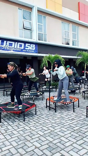#trampolinedancefitness #trampoline #fyp