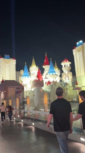 Showing my cousin Vegas for the first time! 4 of 5