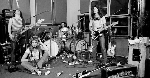 Gene Simmons Reveals The Van Halen Demo Most Deserving Of Release: ‘It’ll Make Your Jaw Drop’