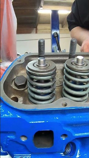 Valve Spring Replacement - 289 Ford